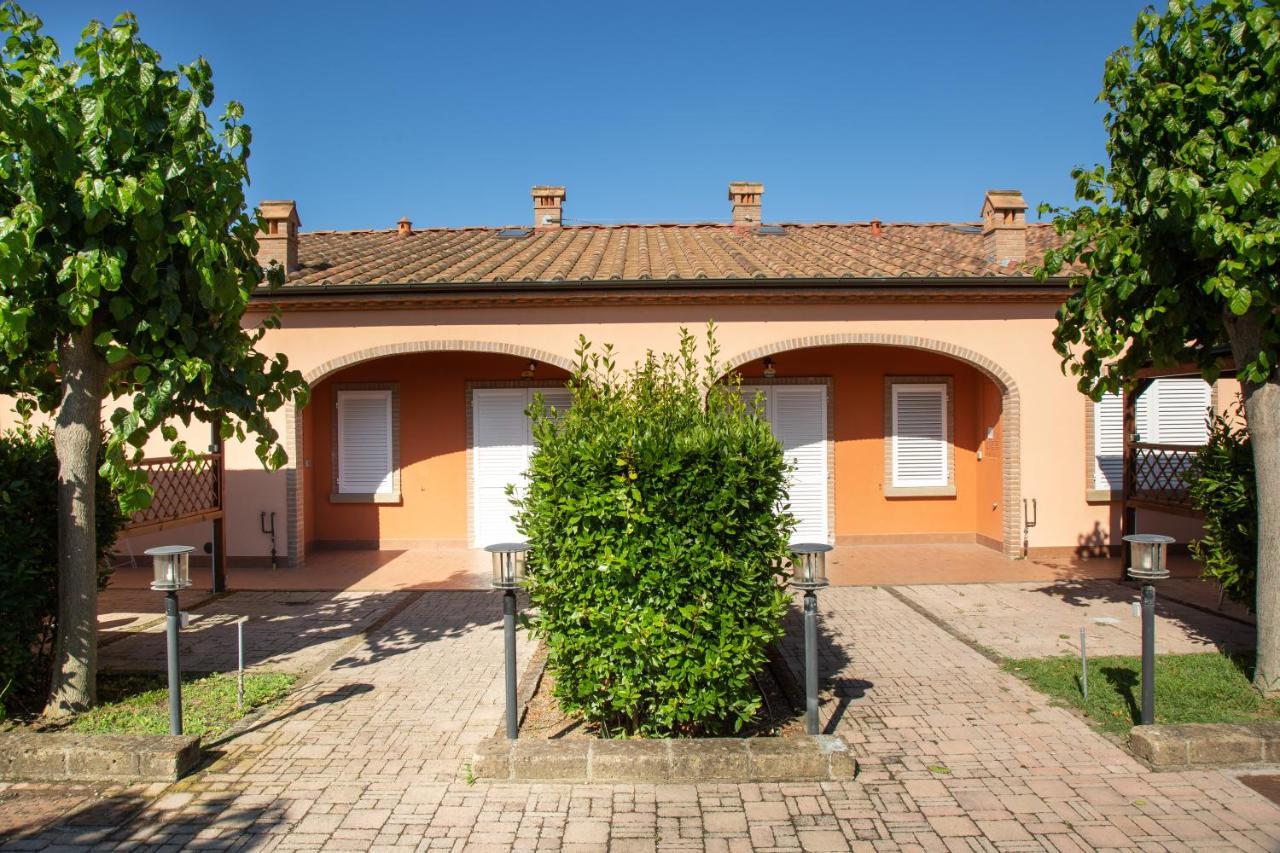 Aparthotel Borgo Verde Vada
