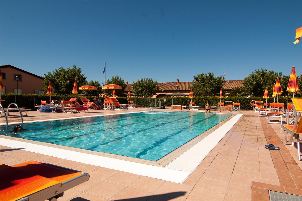 Aparthotel Borgo Vada